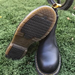 dr martens fellside steel toe